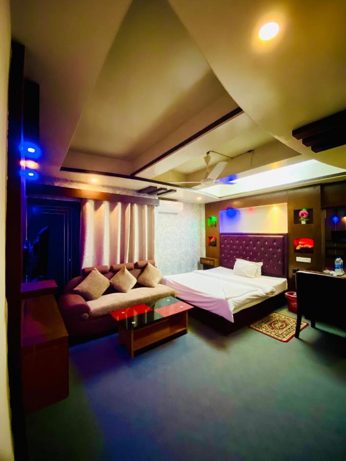 Hotel Blue Bird Dakka Dış mekan fotoğraf